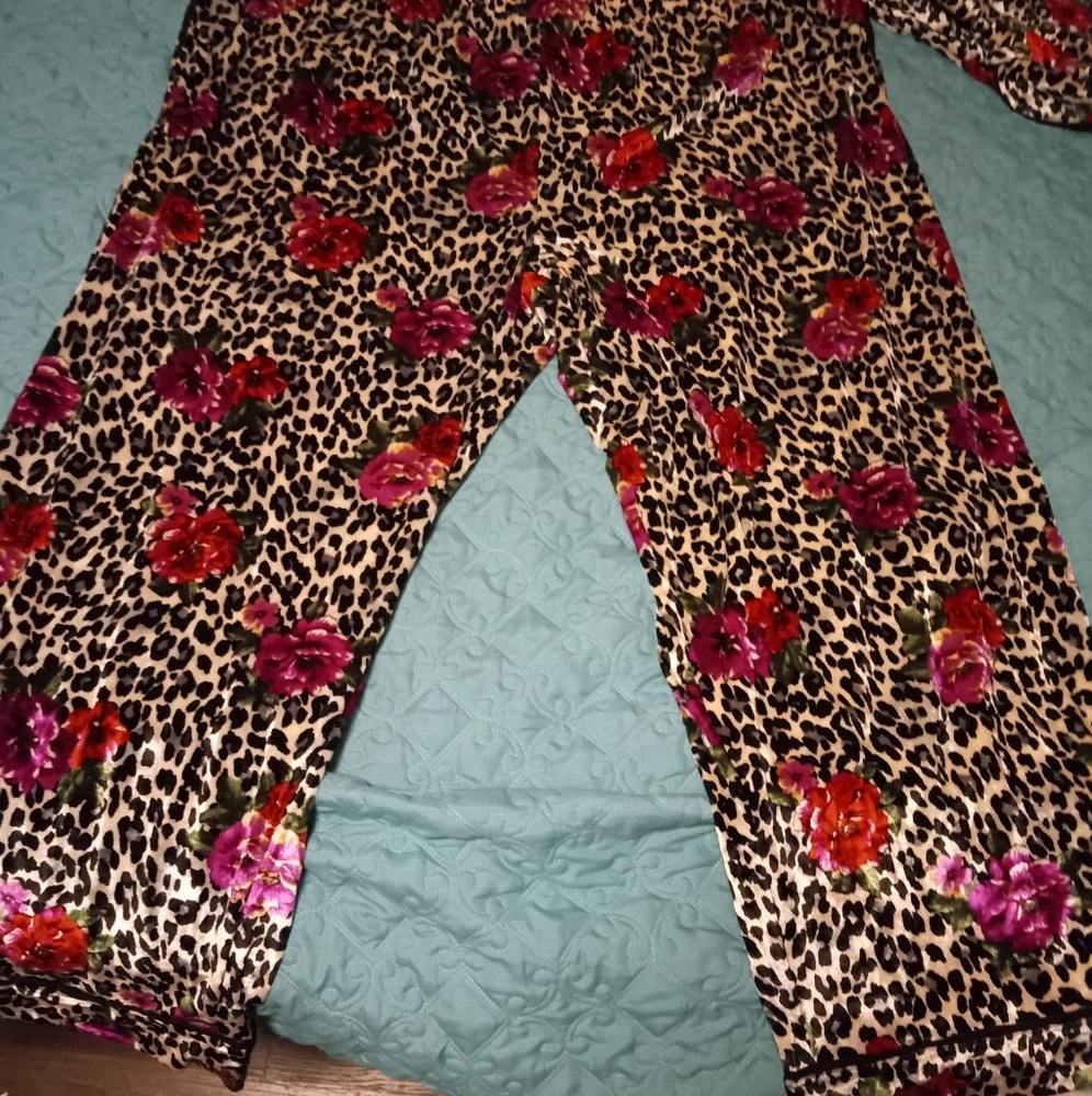 Sophia Vergara pajama set 4X